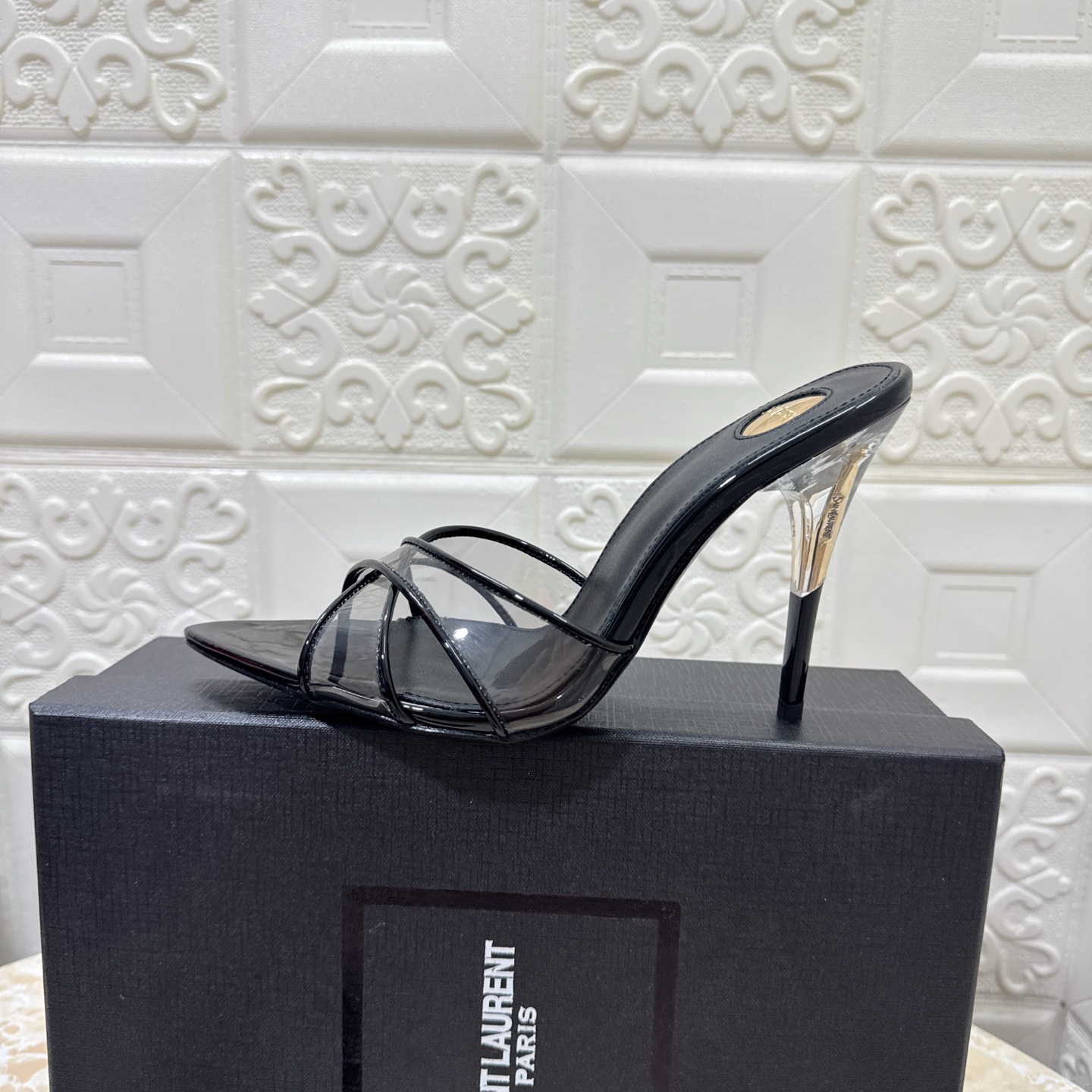 Women's shoes collection