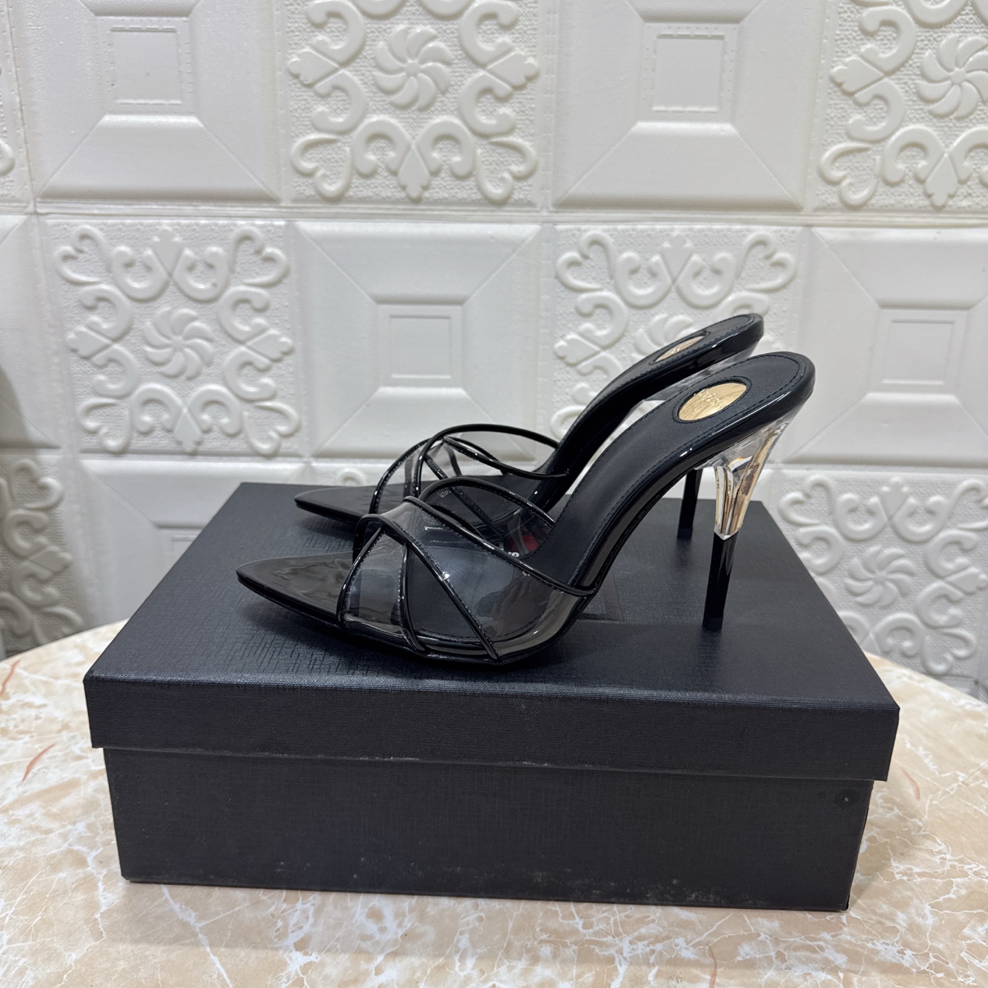 Women's shoes collection