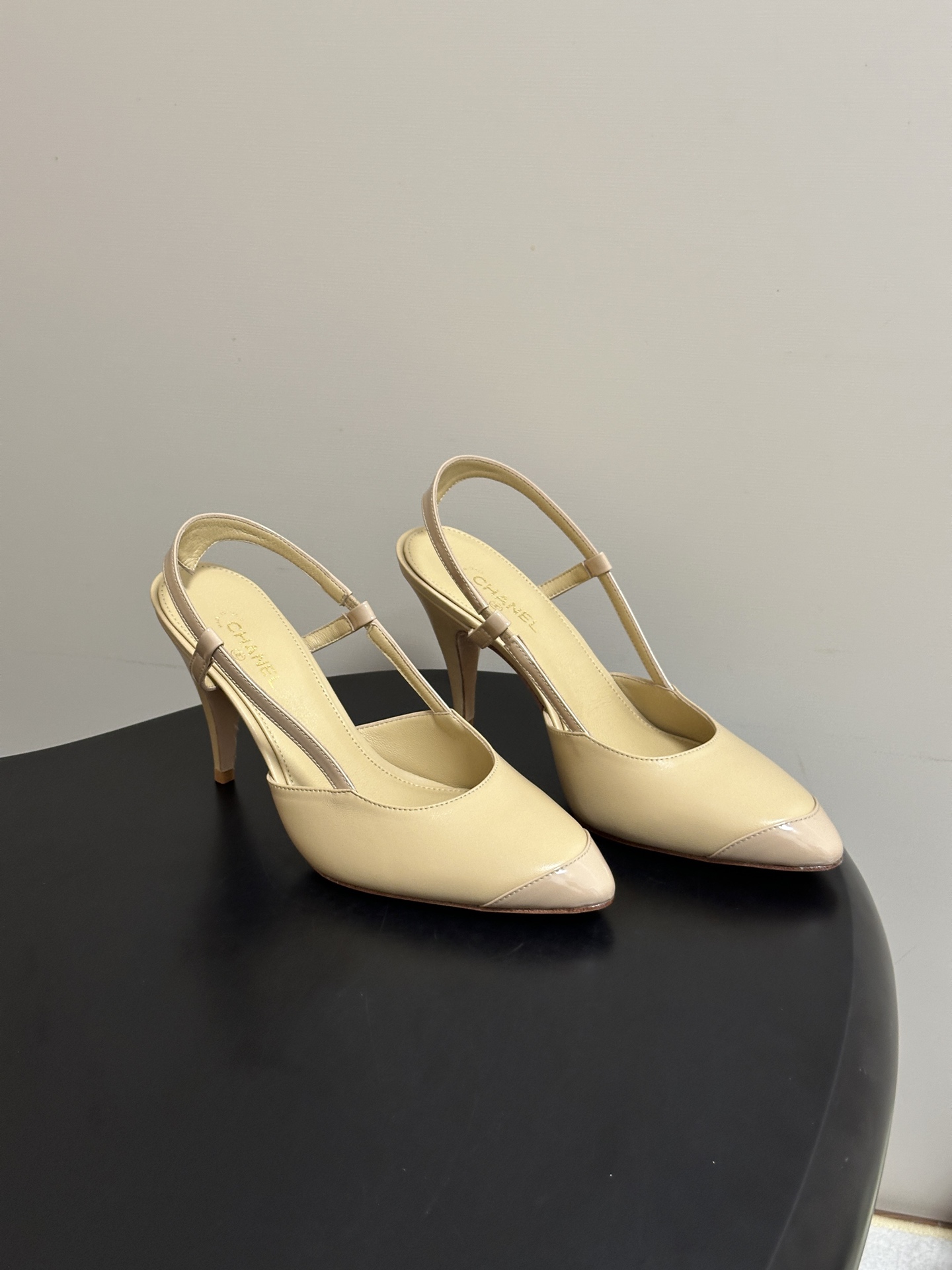Women's shoes collection