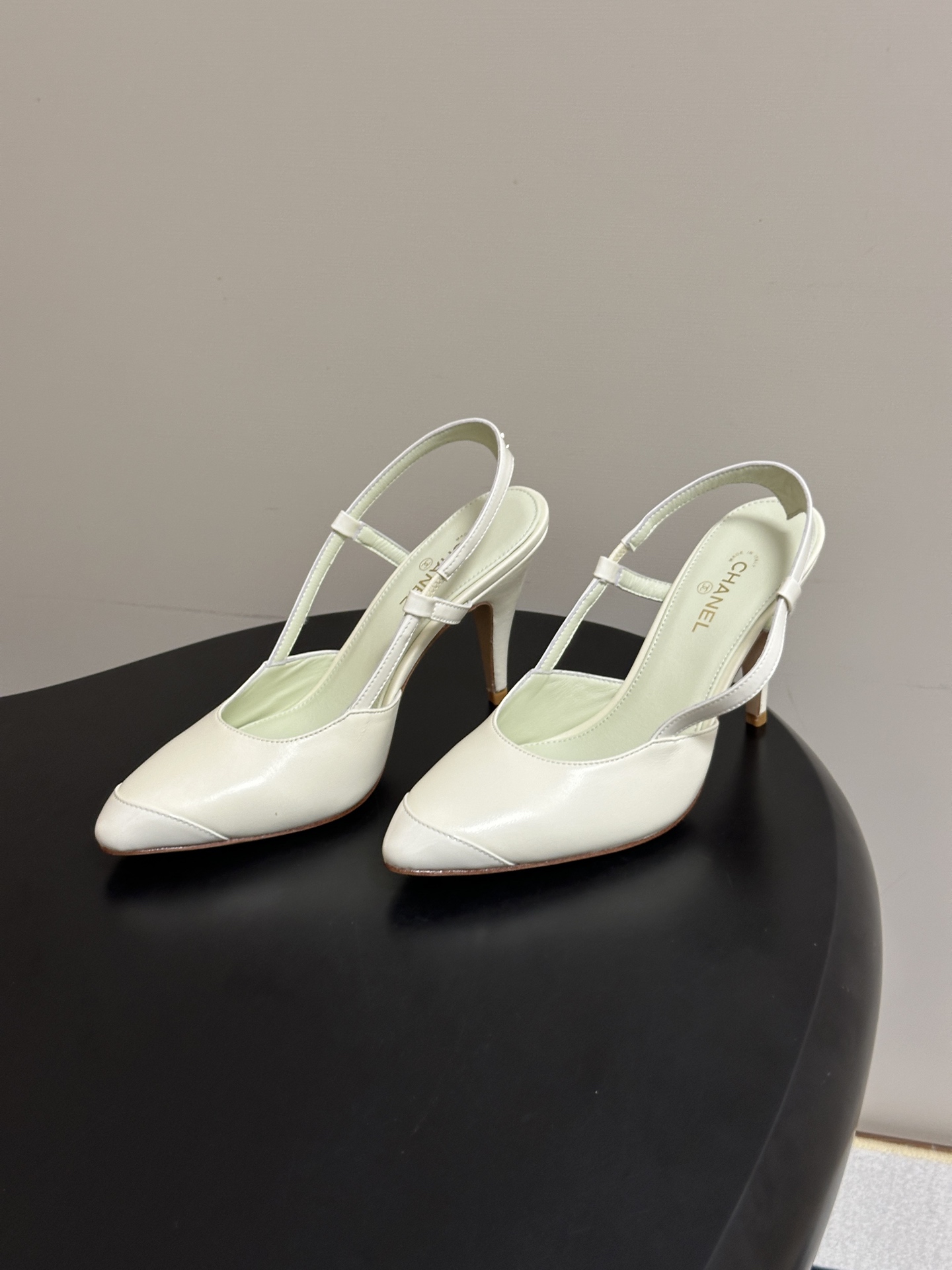 Women's shoes collection