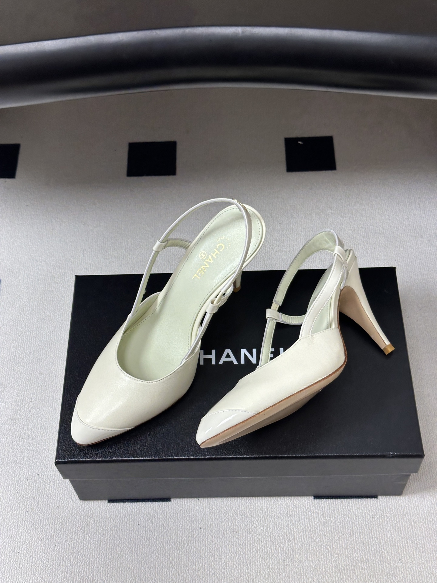 Women's shoes collection