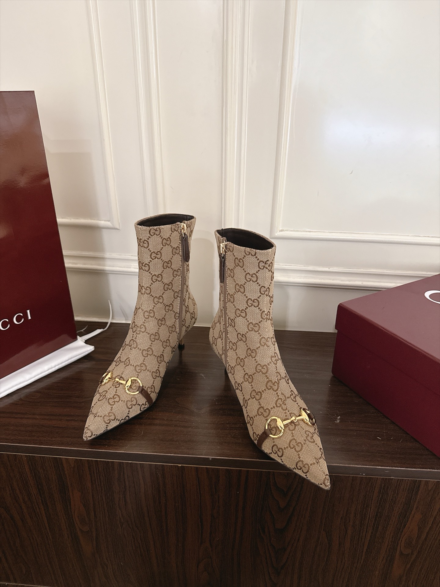 Women's shoes collection