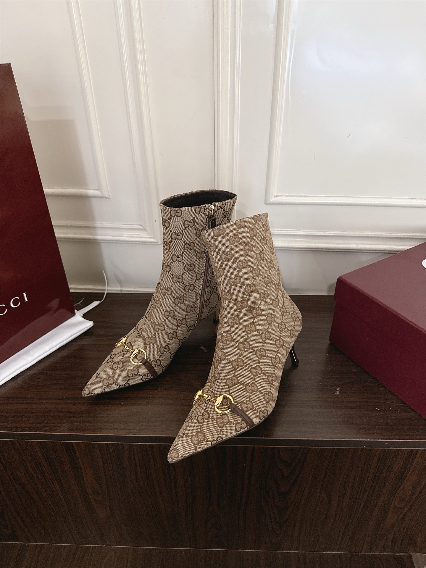Women's shoes collection