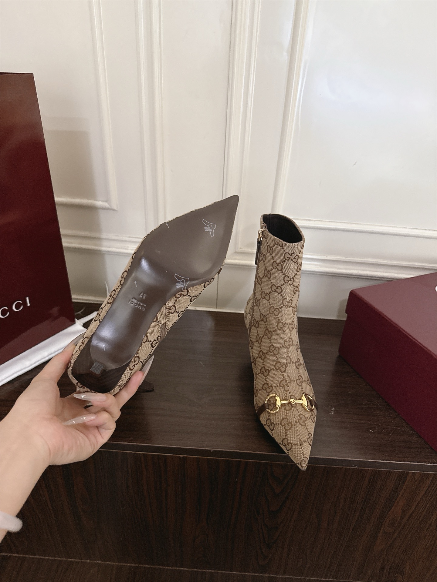 Women's shoes collection
