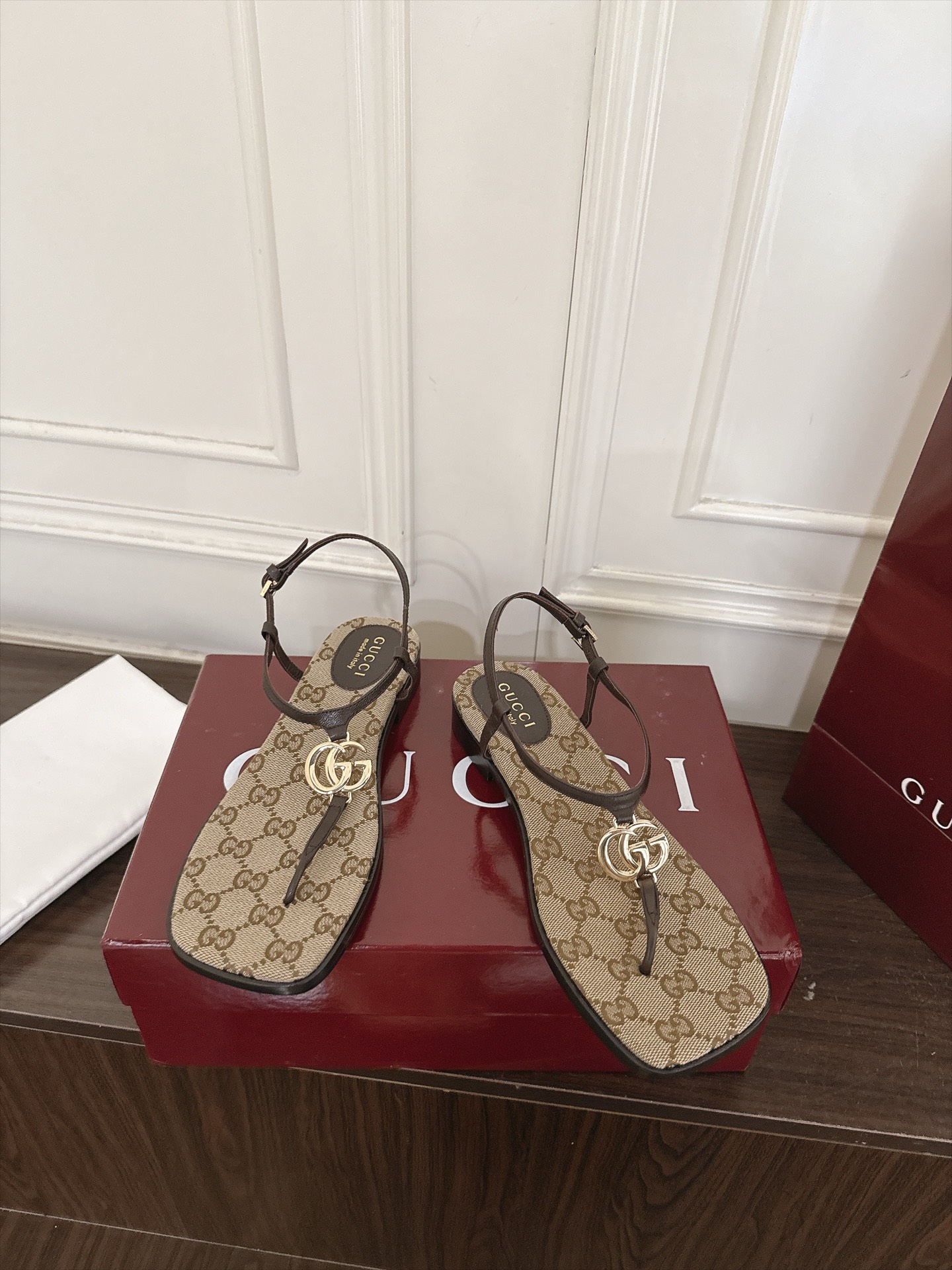 Women's shoes collection