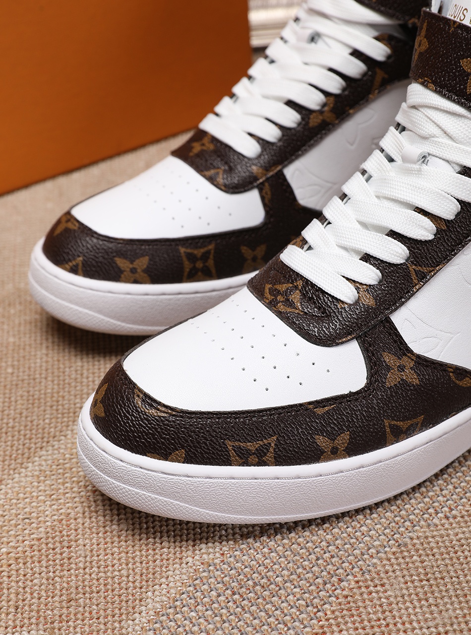 LV shoe