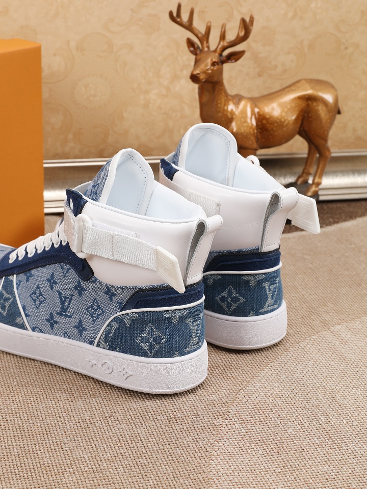 LV shoe