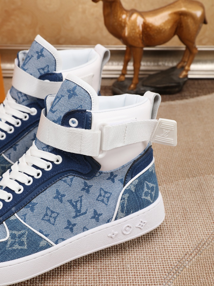 LV shoe