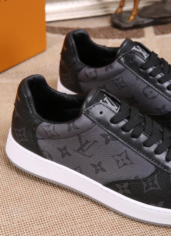 LV shoe