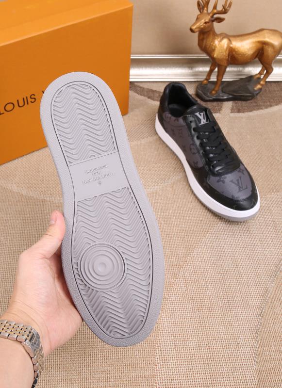 LV shoe