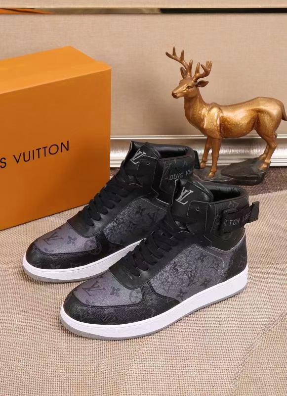 LV shoe