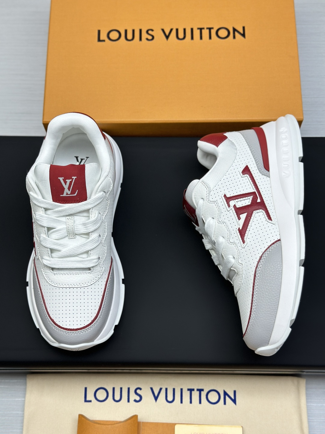 LV shoe