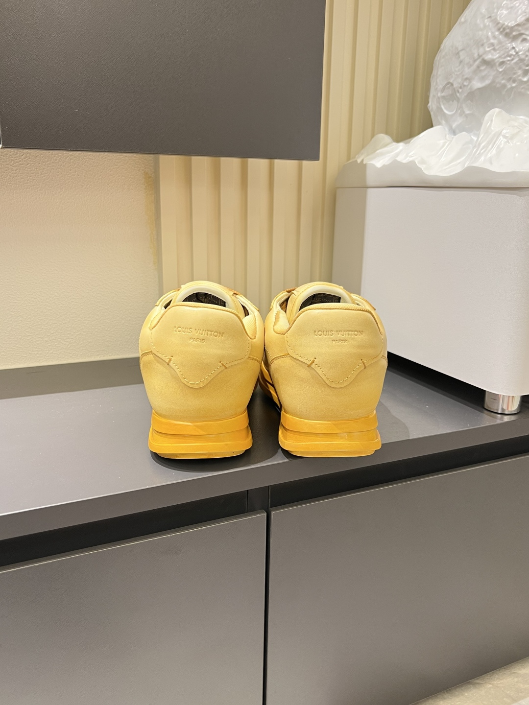 LV shoe