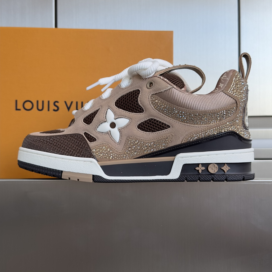 LV shoe
