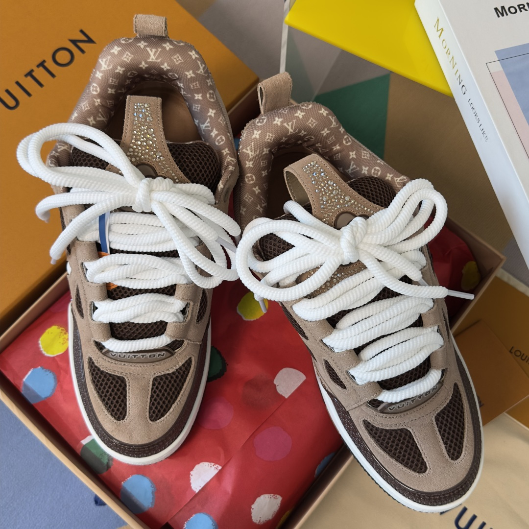 LV shoe