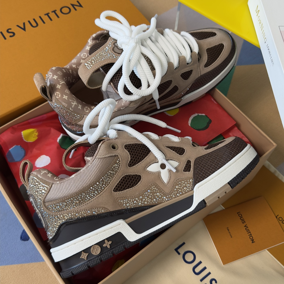 LV shoe