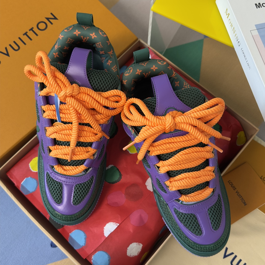 LV shoe