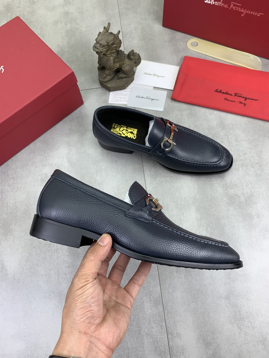 LV shoe