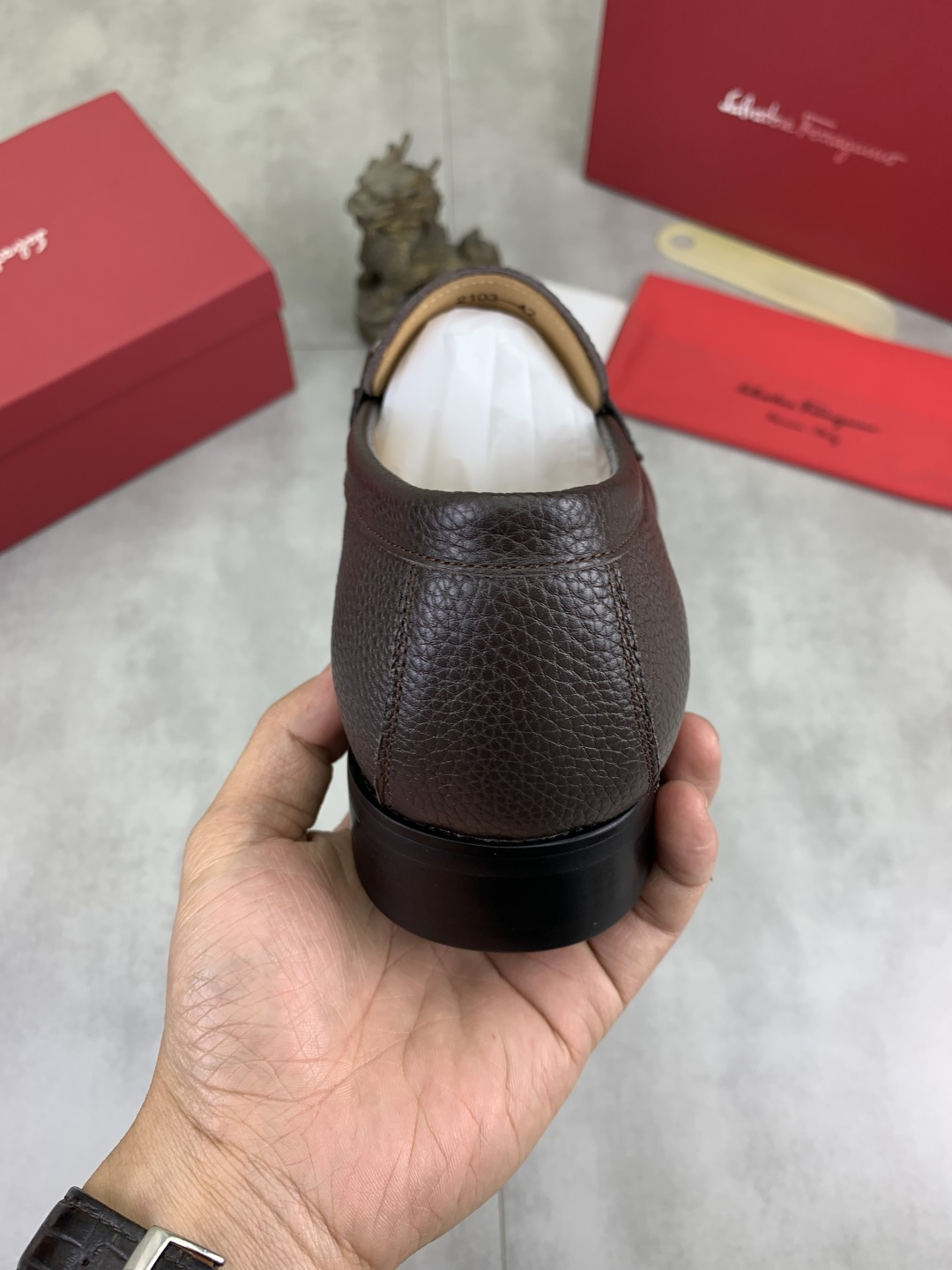 LV shoe