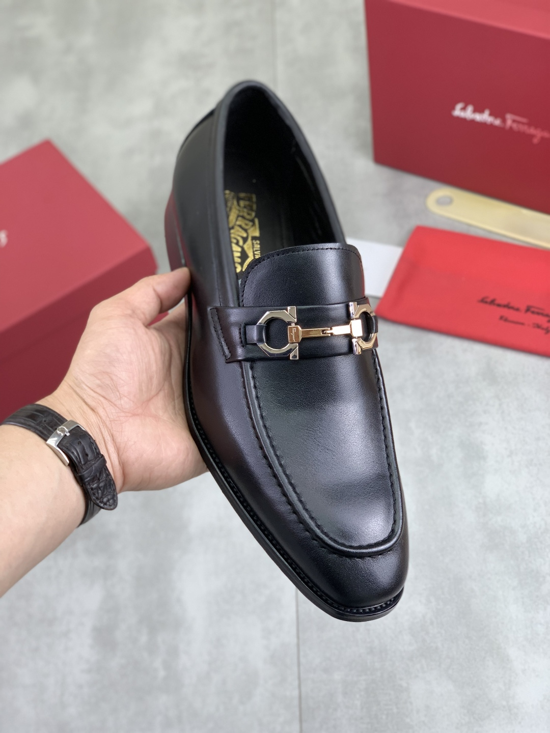 LV shoe