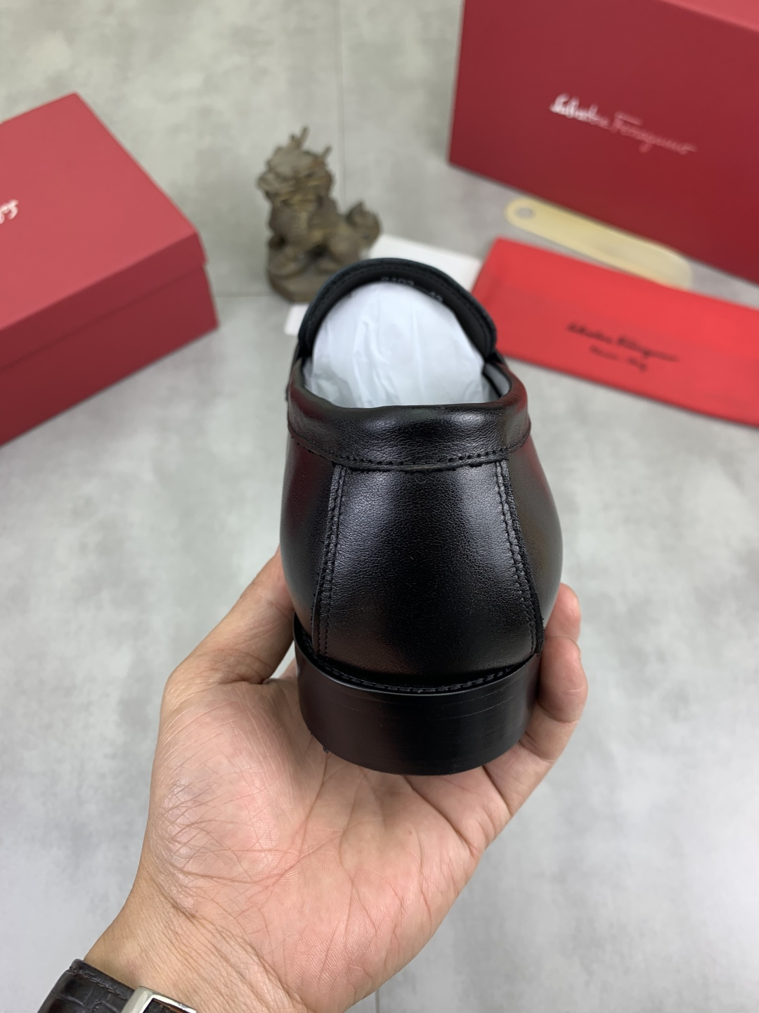 LV shoe