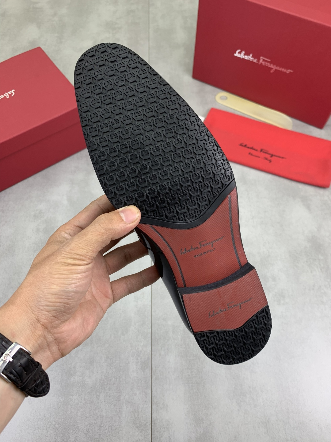 LV shoe