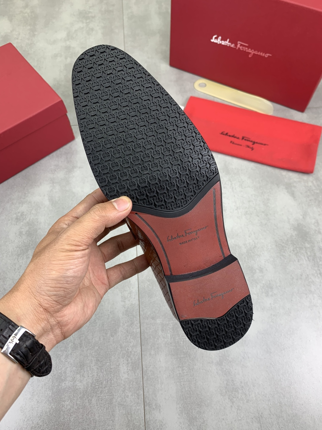 LV shoe
