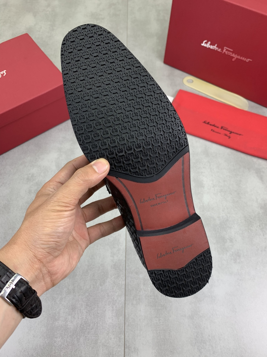 LV shoe