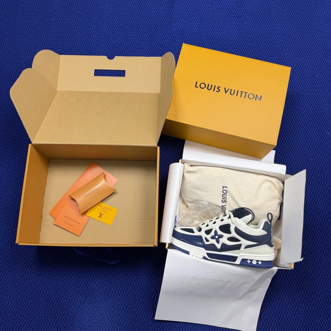 LV shoe
