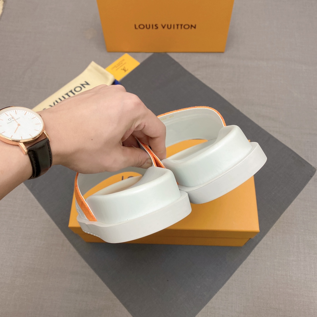 LV shoe