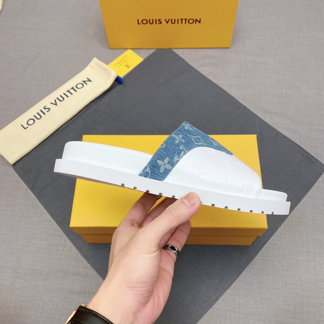 LV shoe