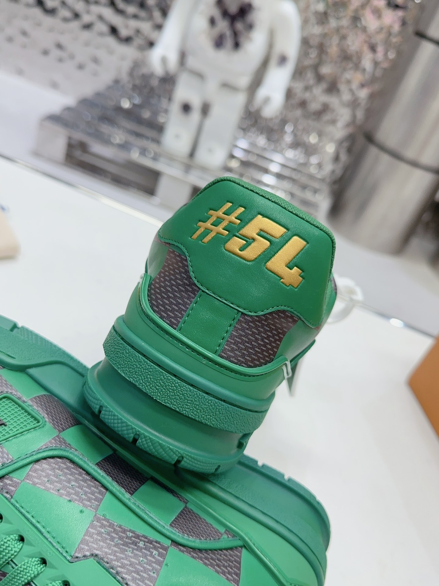 LV shoe