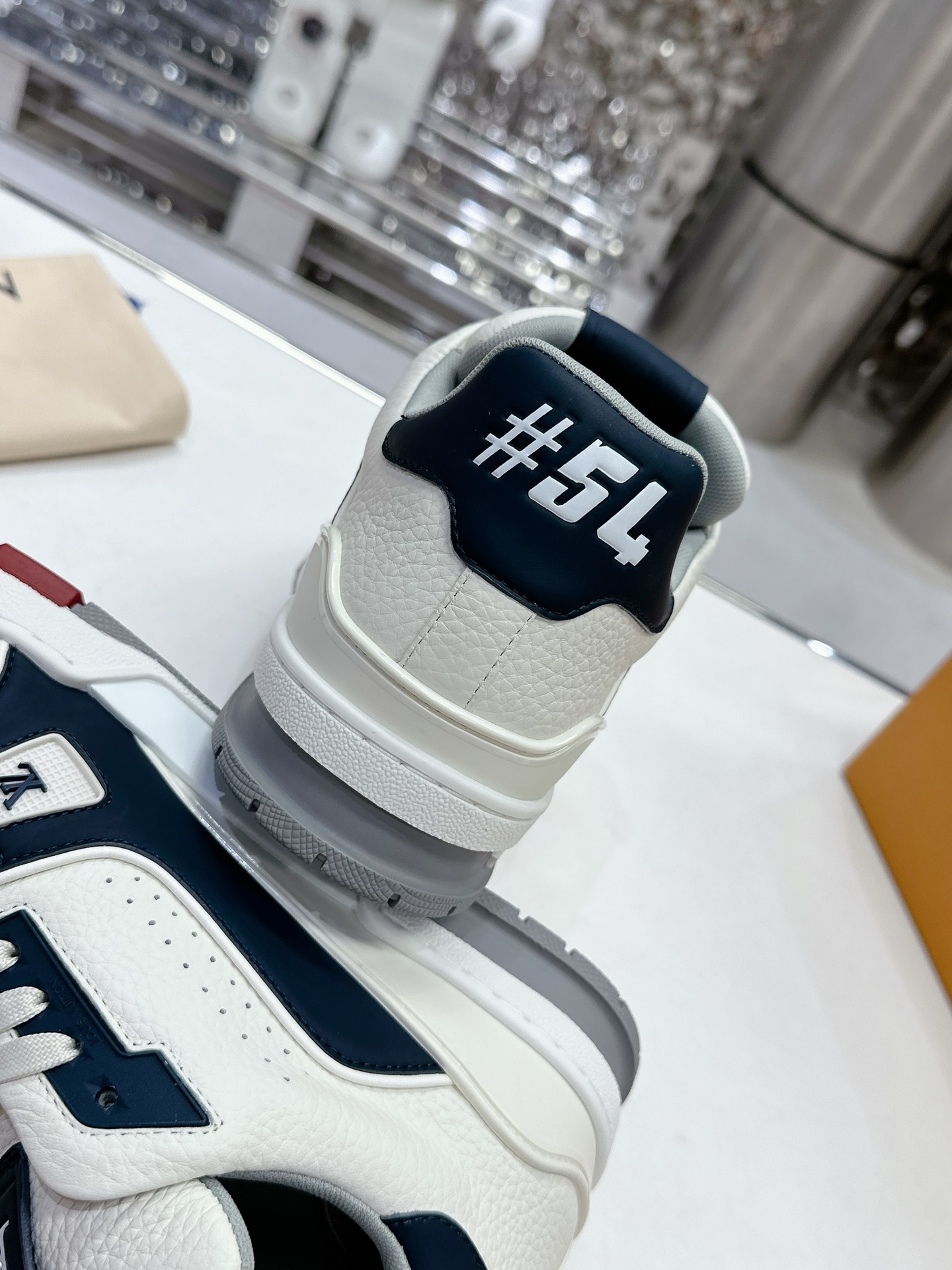 LV shoe
