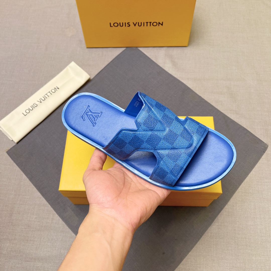 LV shoe