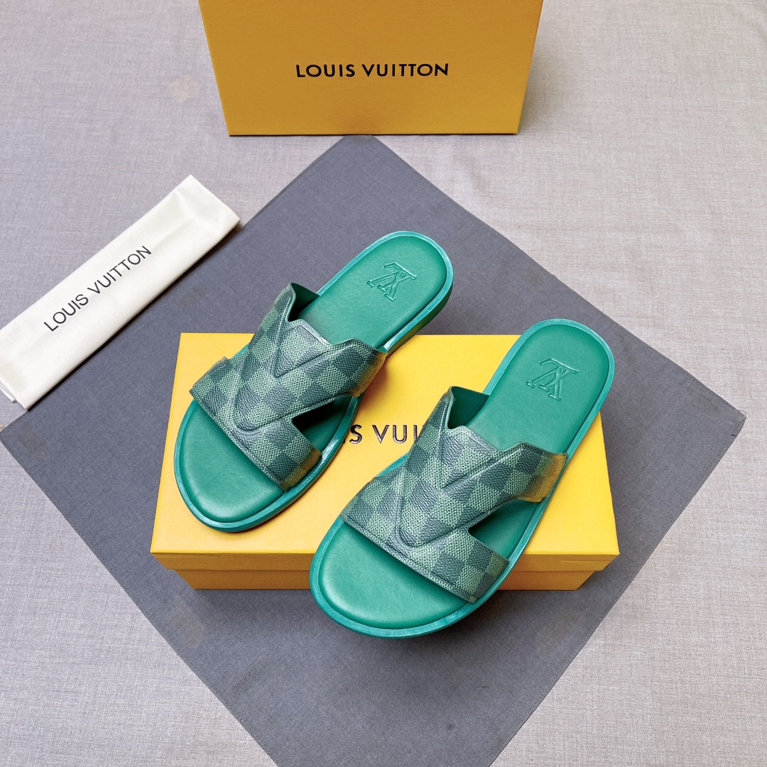 LV shoe