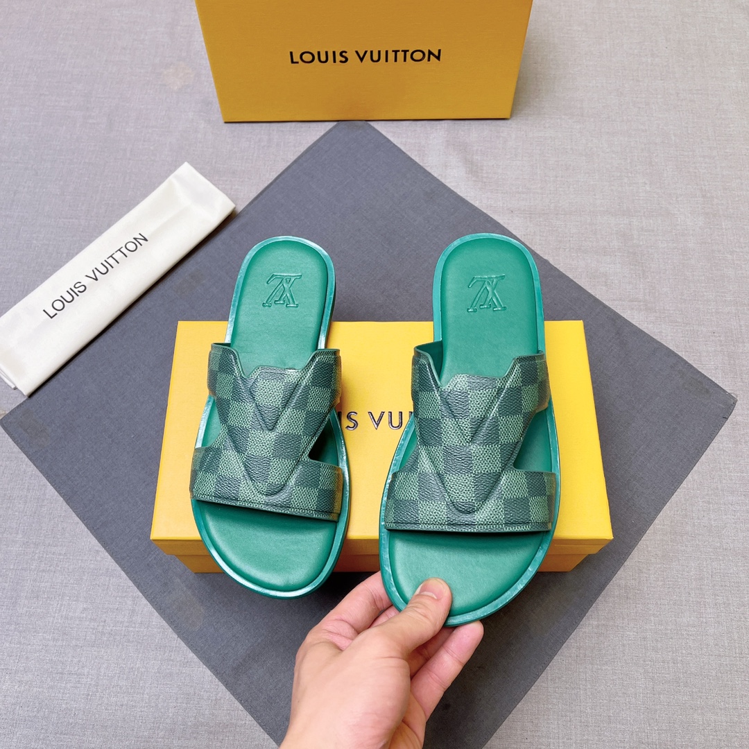 LV shoe