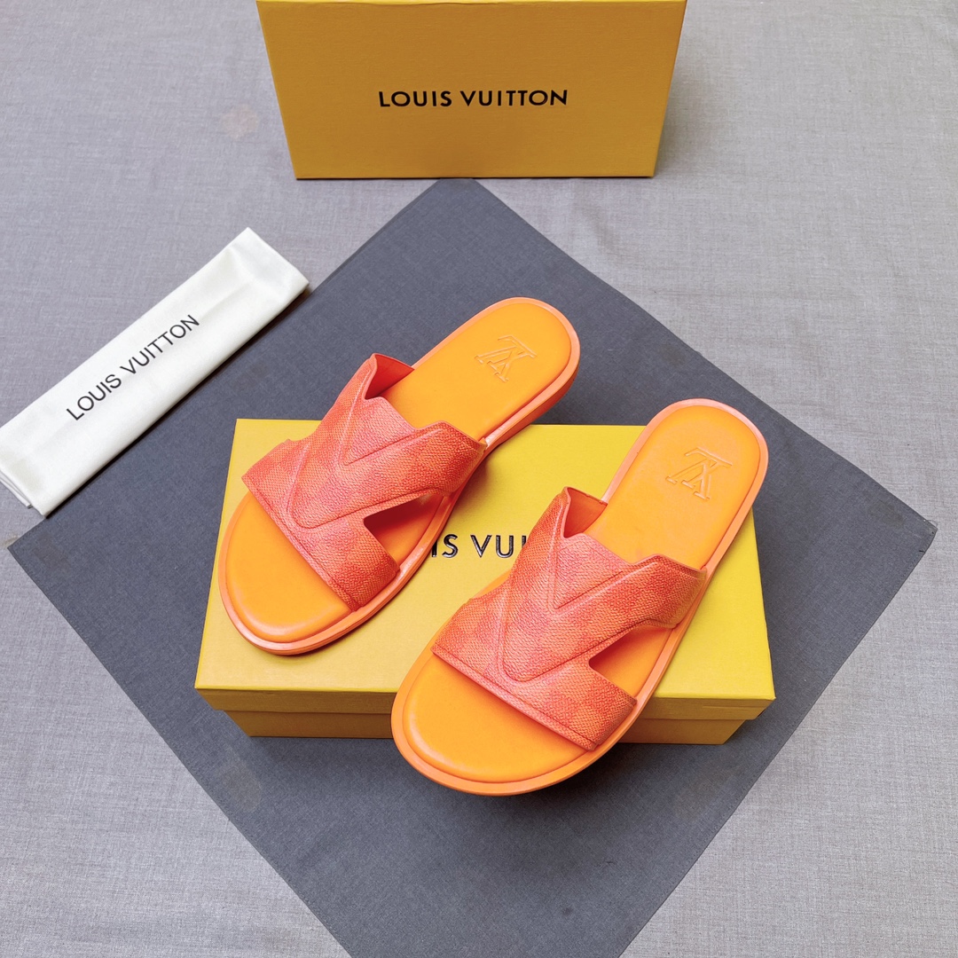 LV shoe