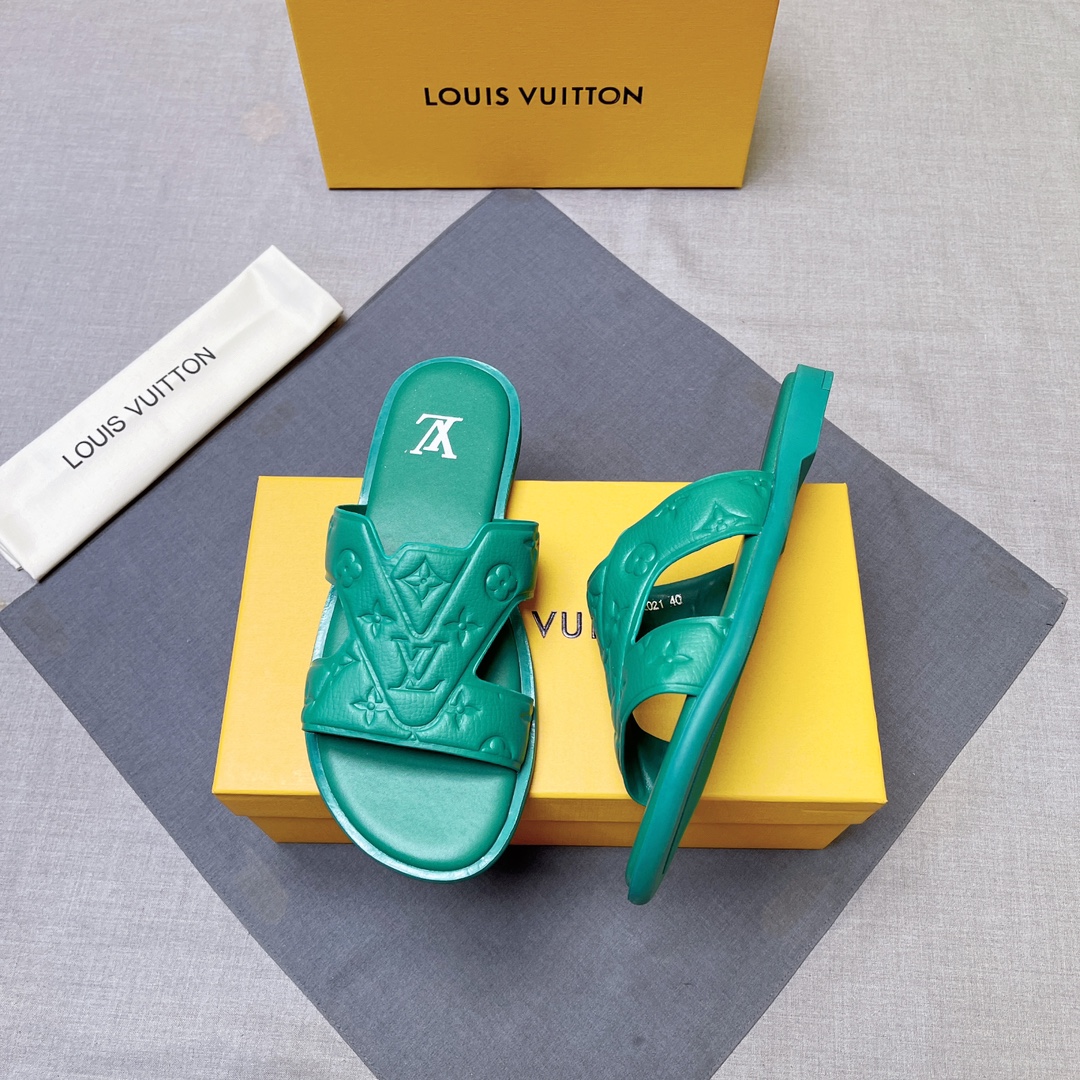 LV shoe