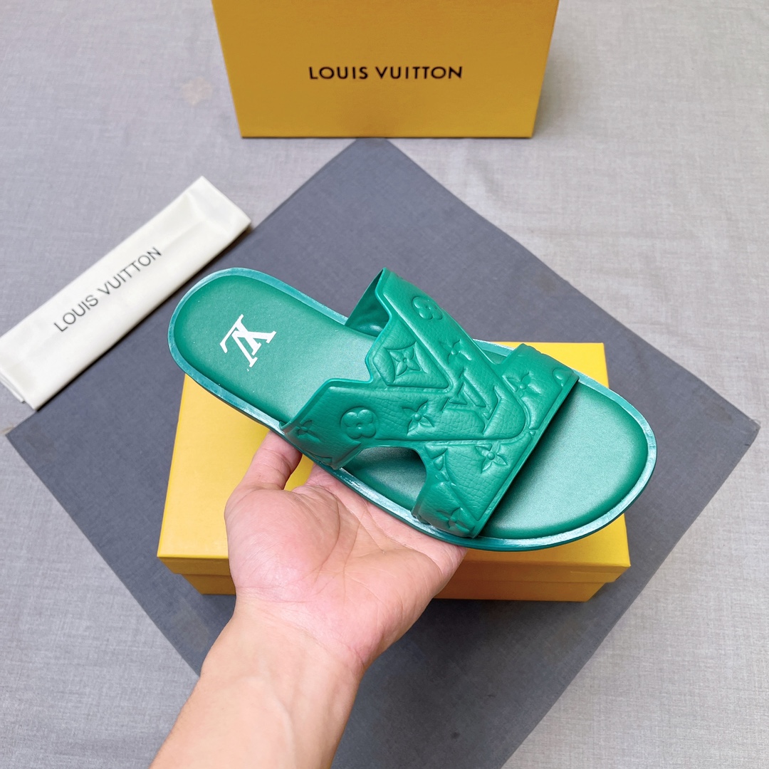 LV shoe