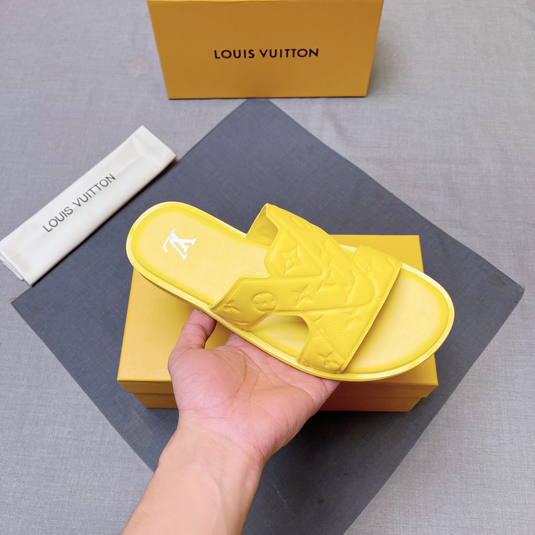 LV shoe