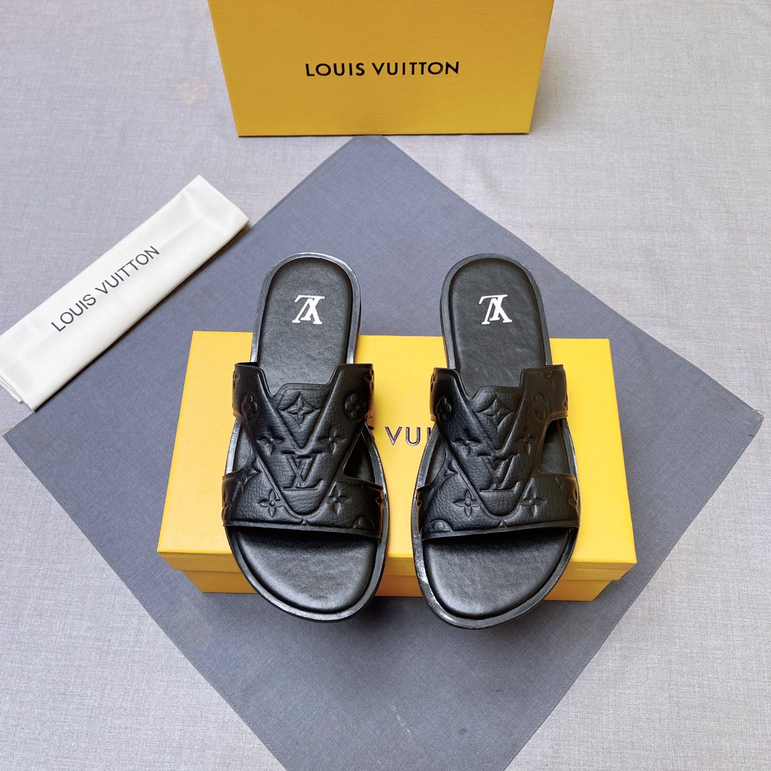LV shoe