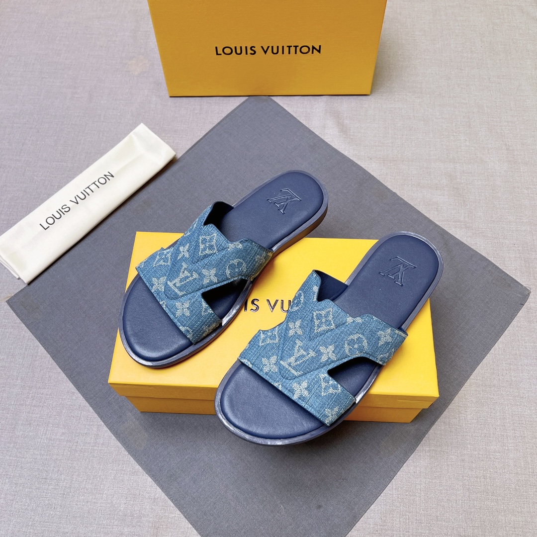 LV shoe