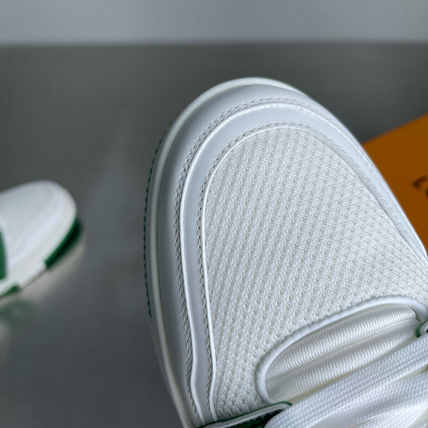 LV shoe