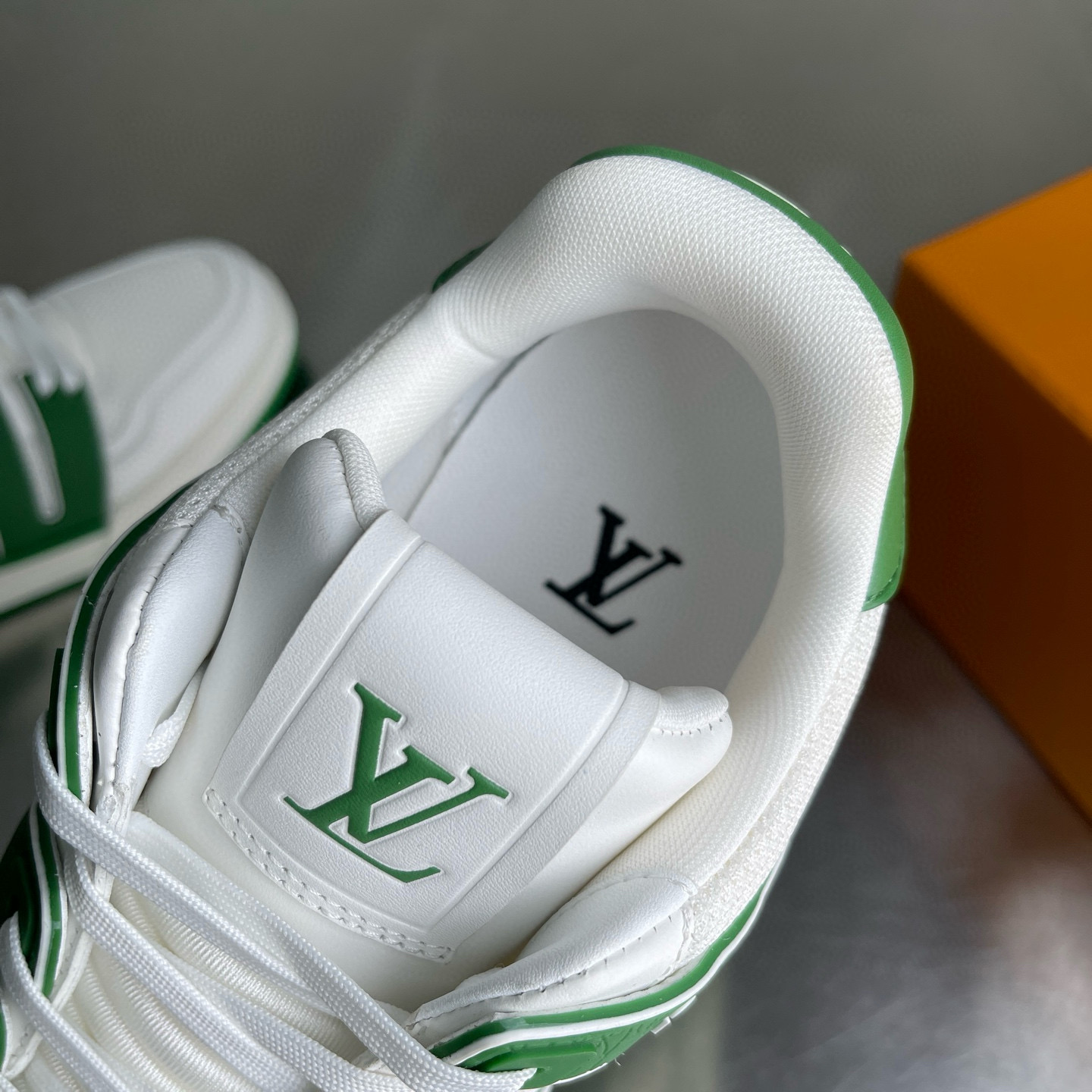 LV shoe