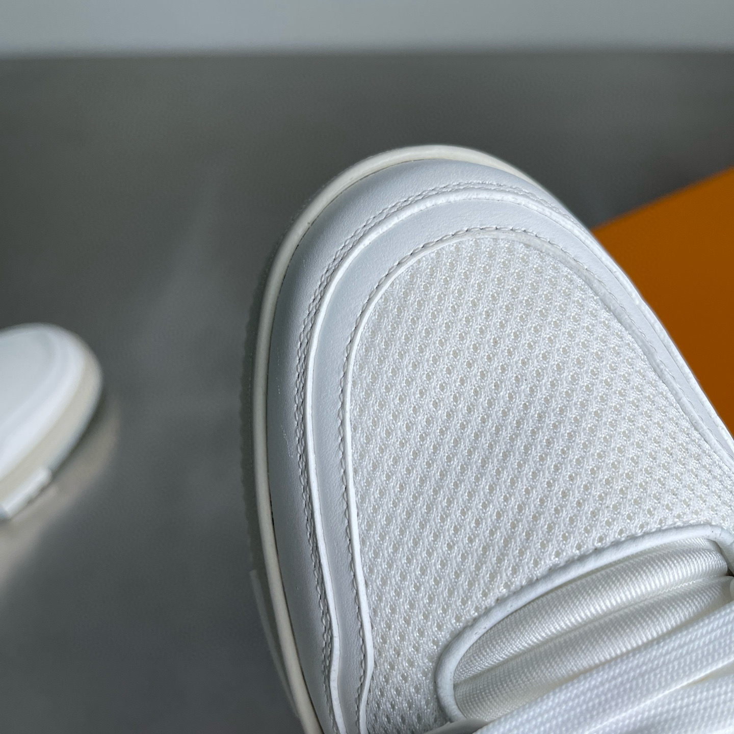 LV shoe
