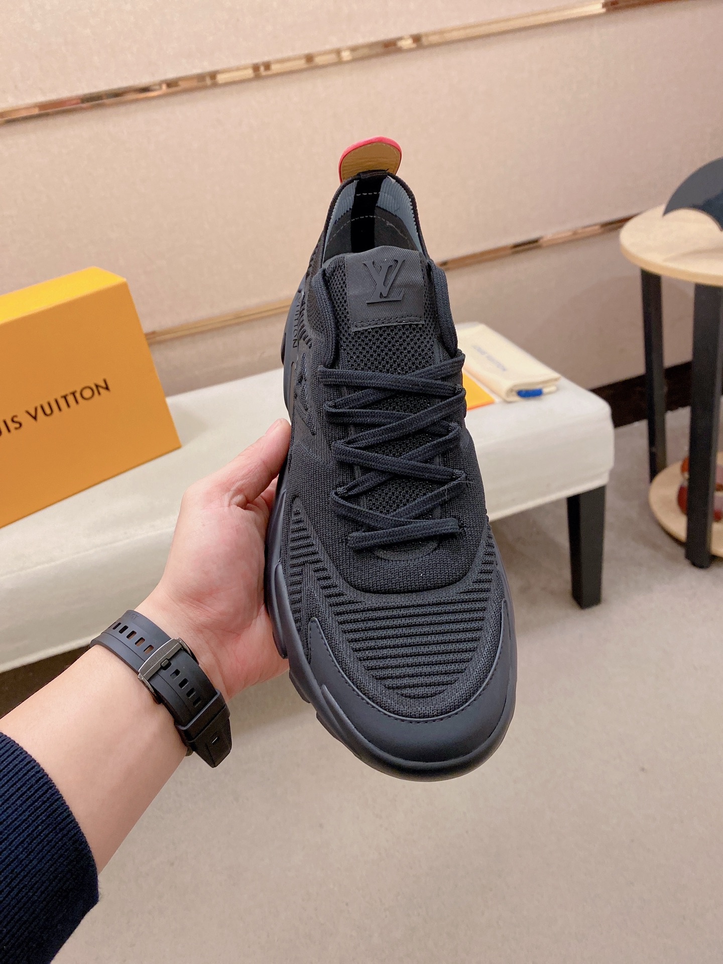 LV shoe