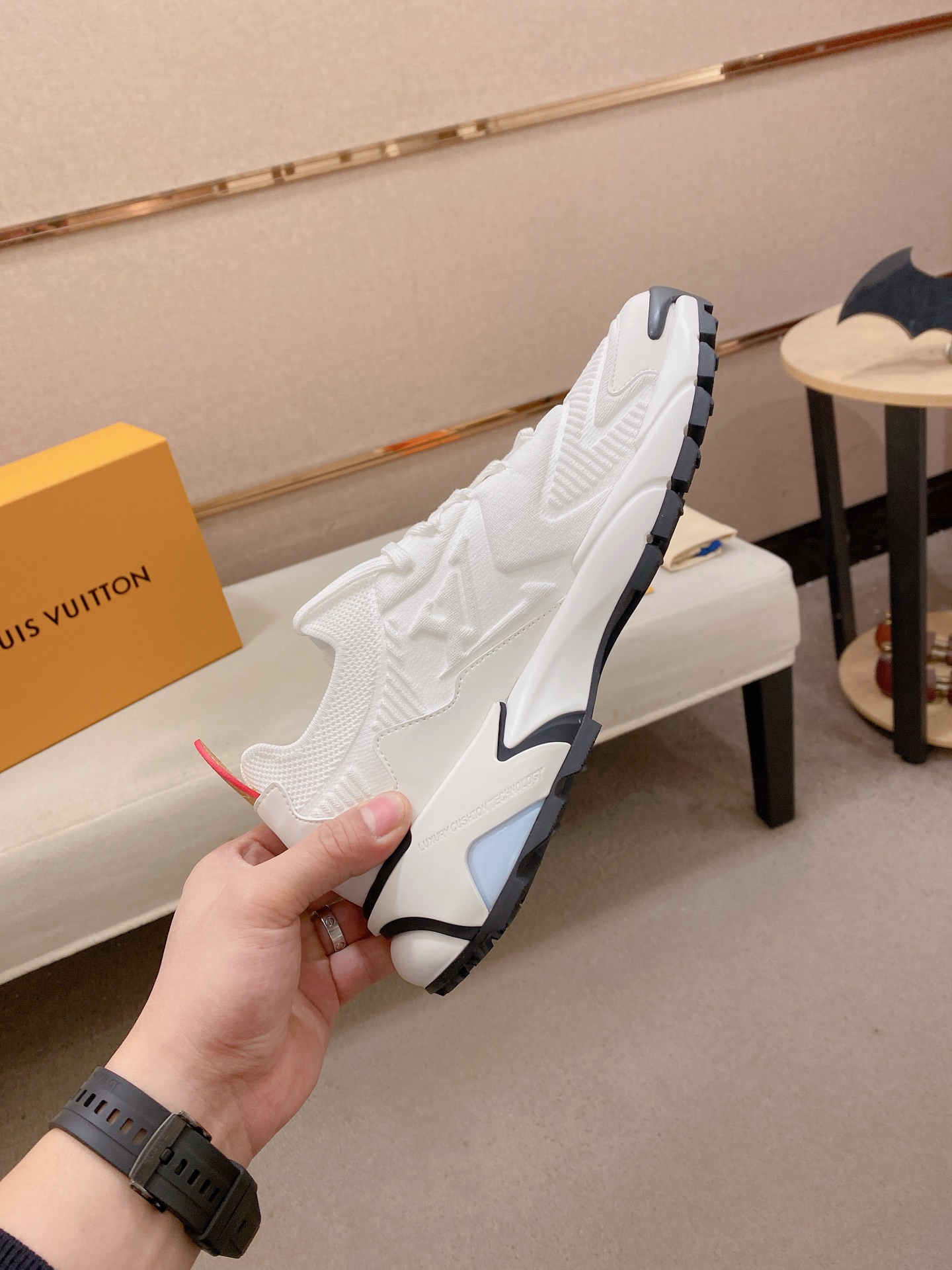 LV shoe