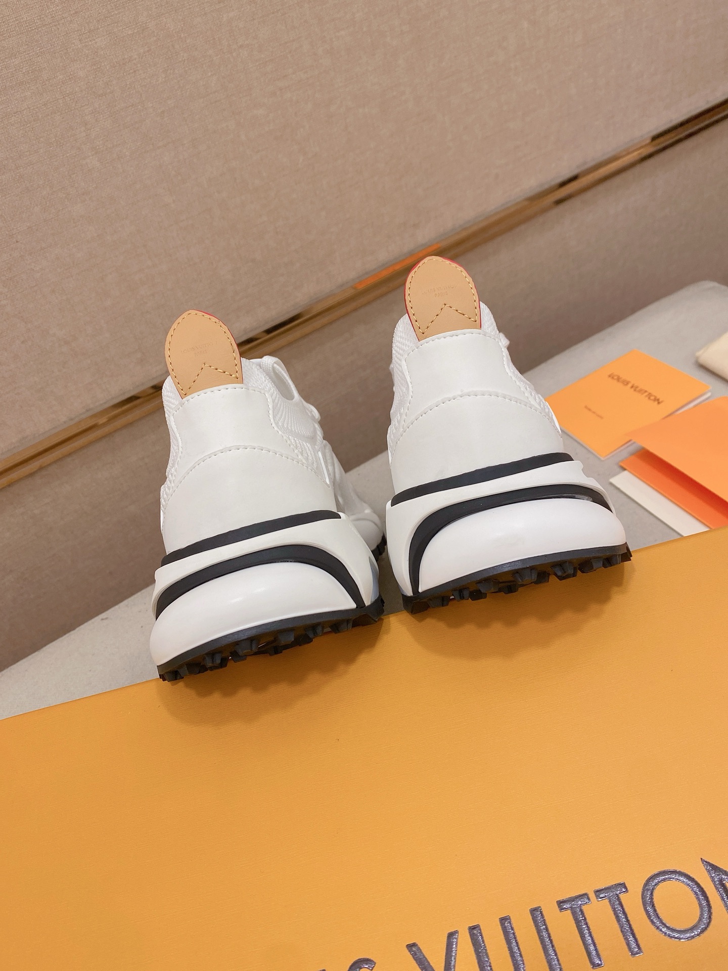 LV shoe