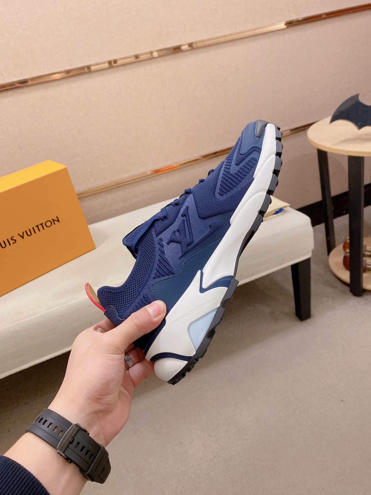 LV shoe