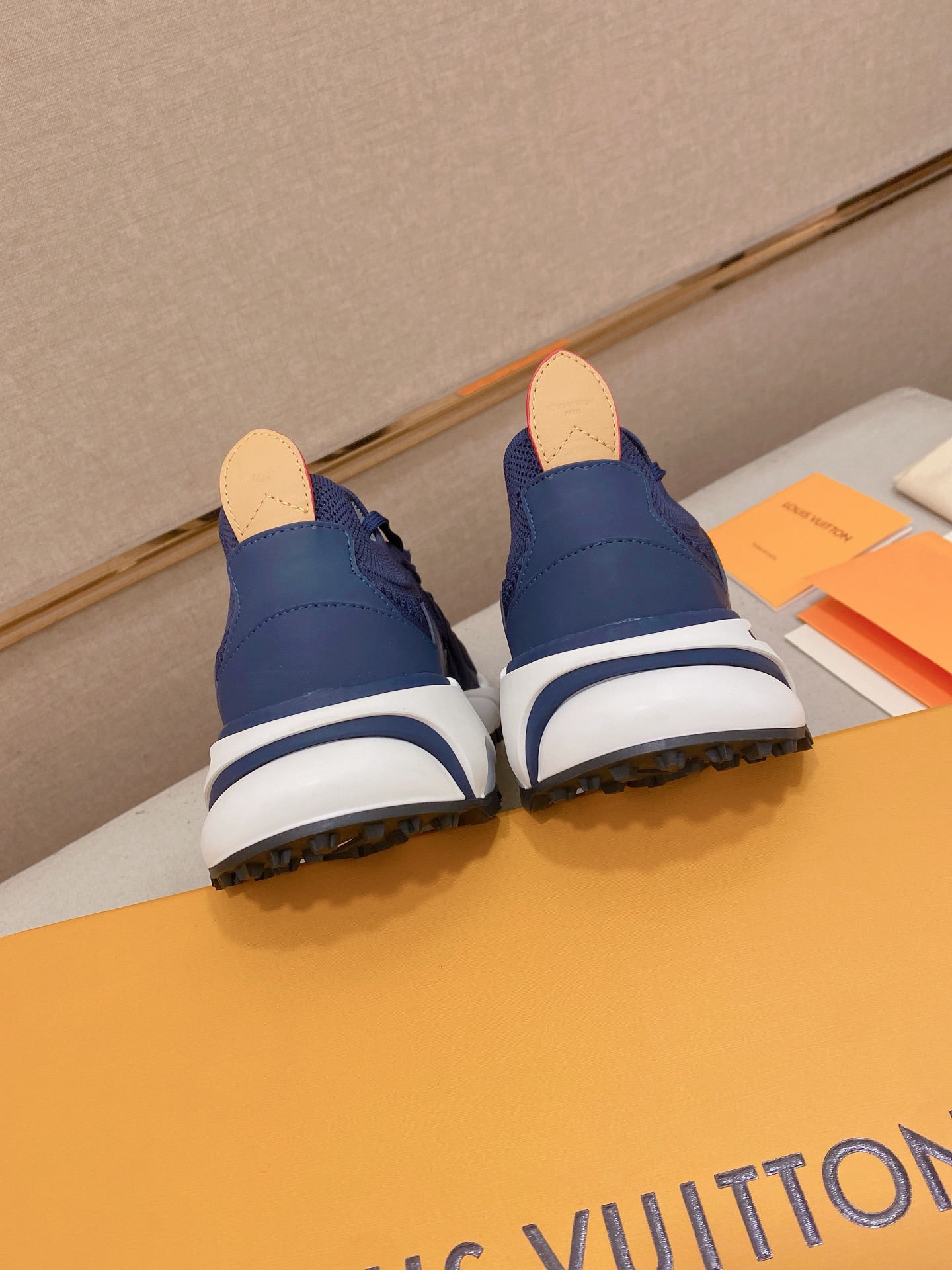 LV shoe